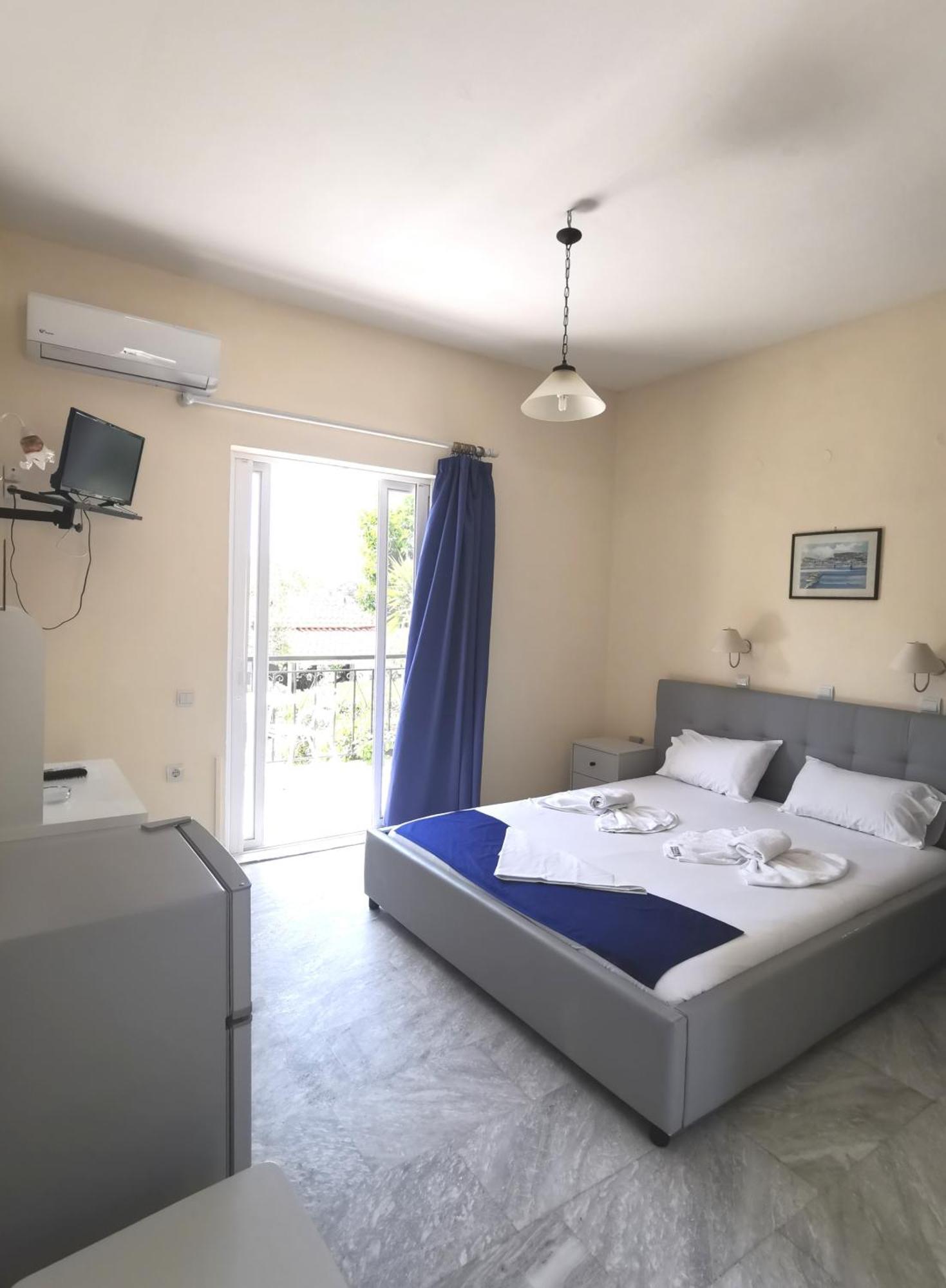Hotel Lofos Strani